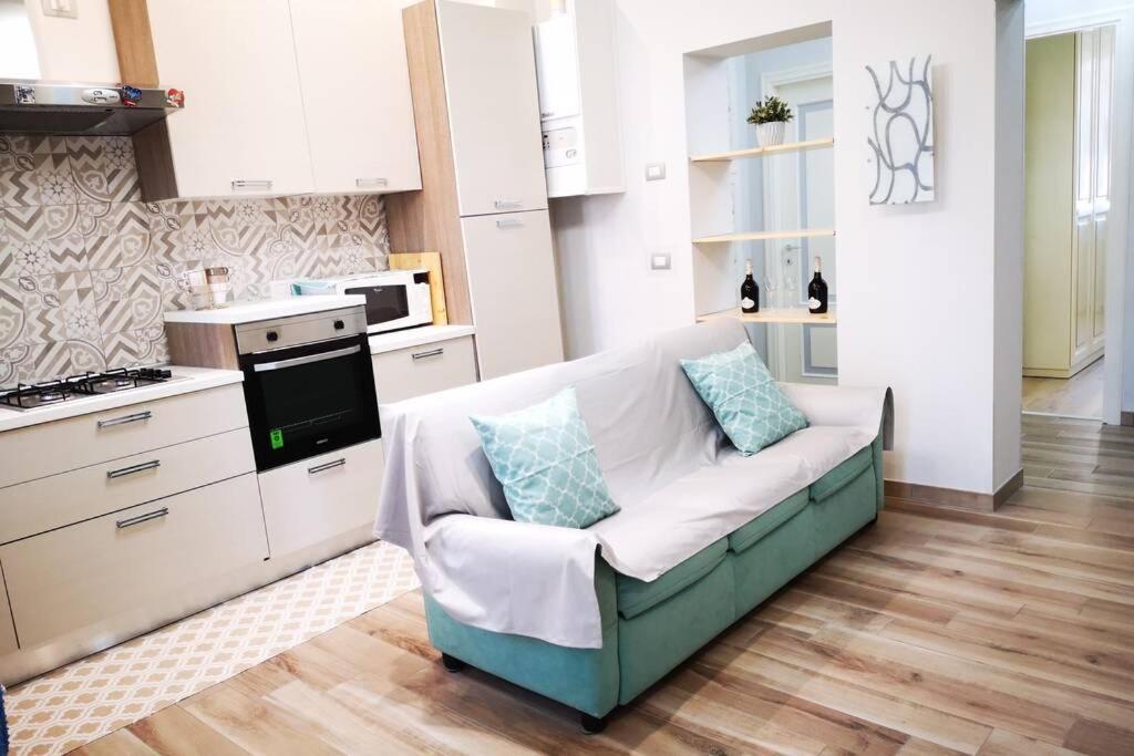 Delizioso Appartamento Cosy Ristrutturato Parma Exterior foto